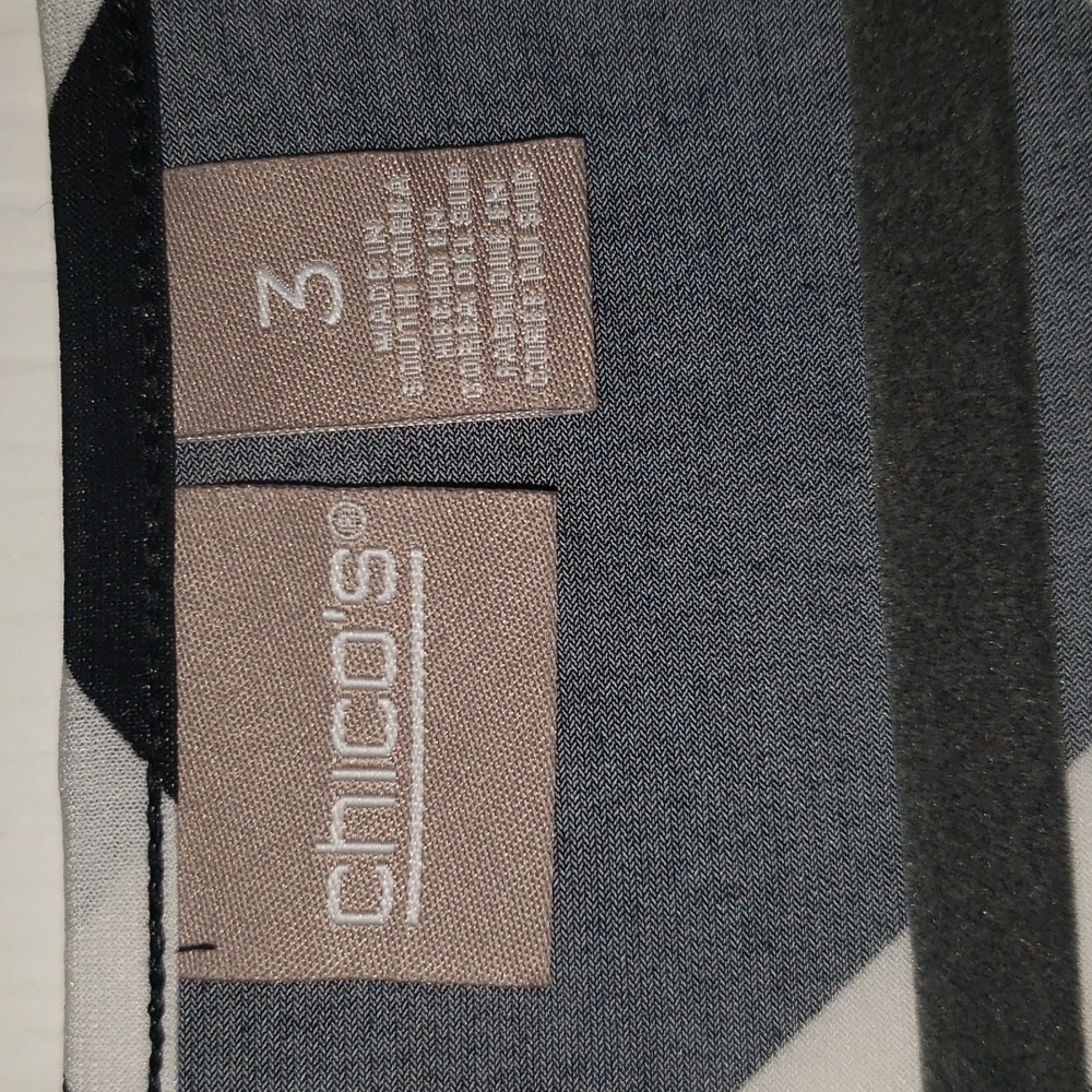 Chico's blouse - Picture 3 of 4